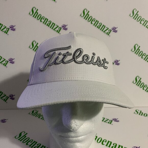 Titleist Hat Tour Stretch Tech Cap Adjustable Pro V1 Golf Perforated FJ M / L - Picture 1 of 8